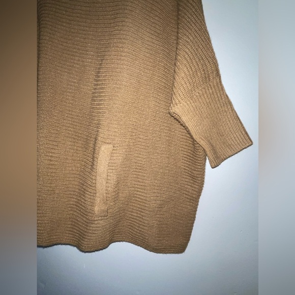 H&M Pullover Knit Batwing Oversize Sweater - Picture 3 of 7